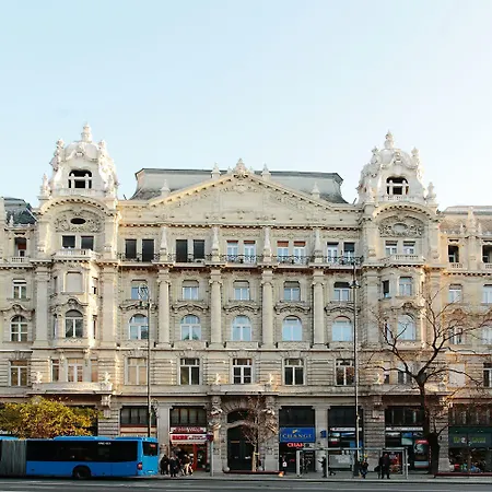 Maverick Downtown Budapest