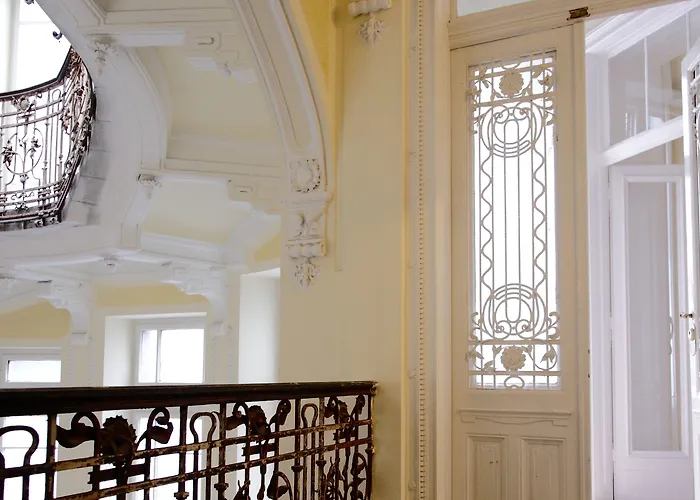 Maverick Downtown Hostel