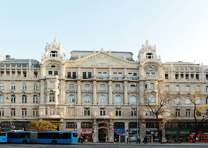 Maverick Downtown Budapest