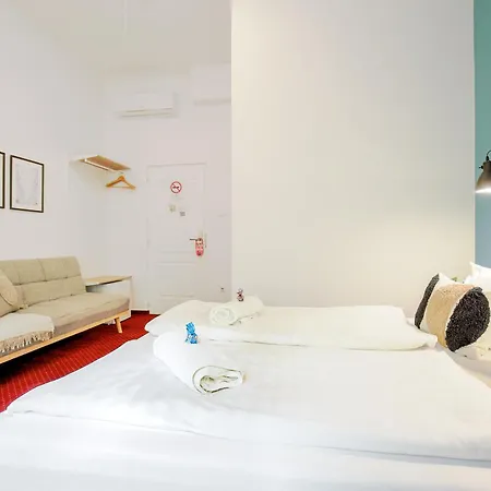 Maverick Downtown Hostel Budapest