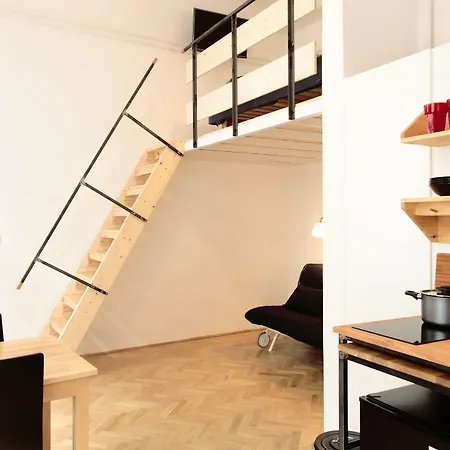 Maverick Downtown Budapest