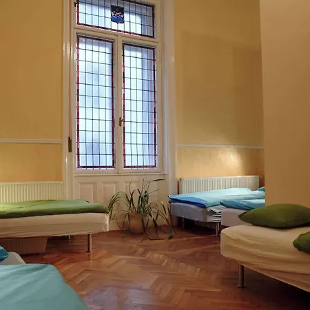 Maverick Hostel&ensuites