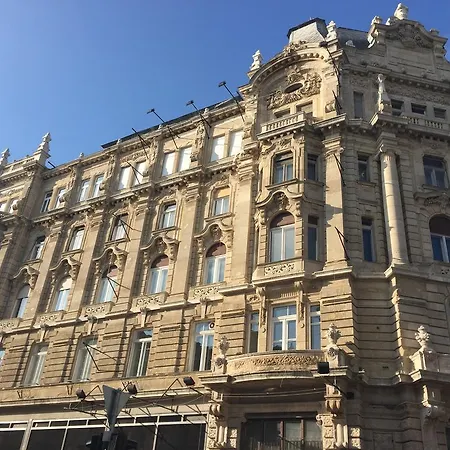Maverick Downtown Hostel Budapešť