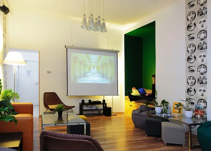 Maverick Downtown Hostel