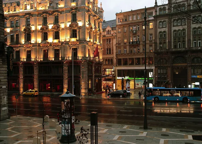 Maverick Downtown Budapest